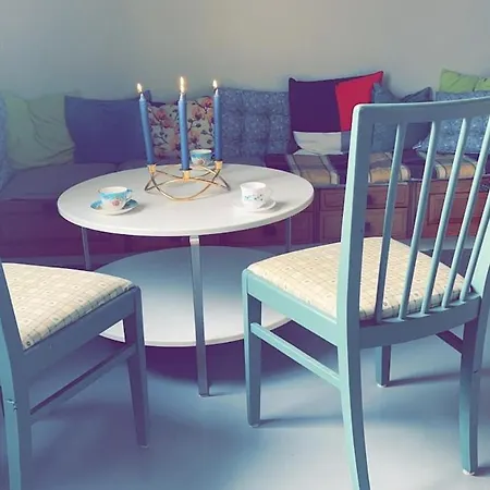 Charming Older House With Private Parking * スタヴァンゲル