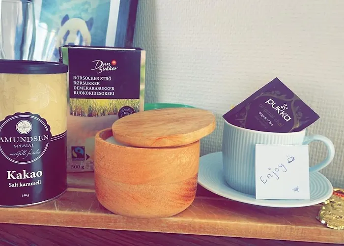 Charming Older House With Private Parking