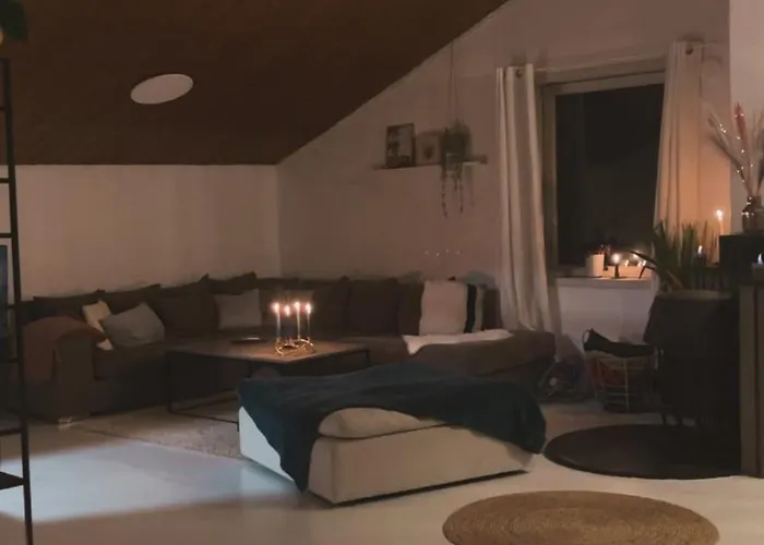 Charming Older House With Private Parking ستافانجر